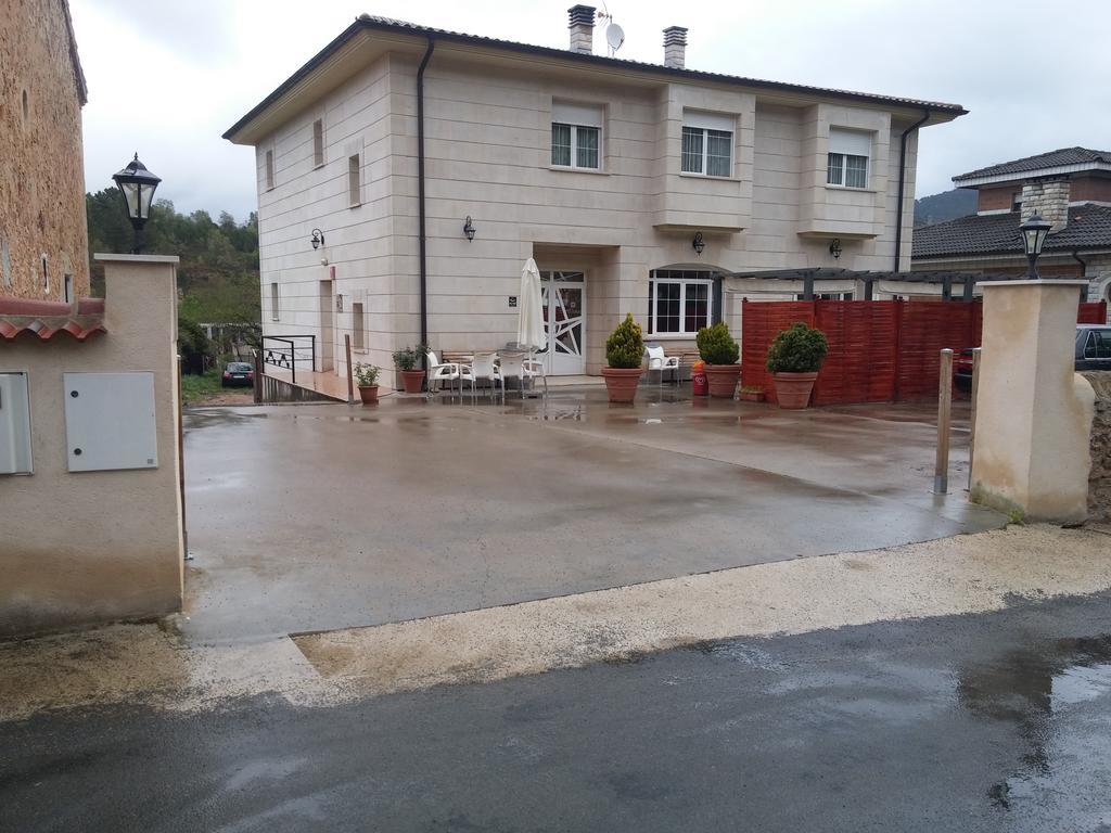 Вилла Puerta De Caderechas Терминон Экстерьер фото
